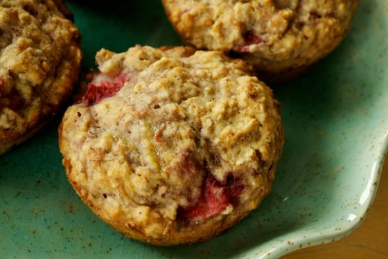 vegan strawberry muffins